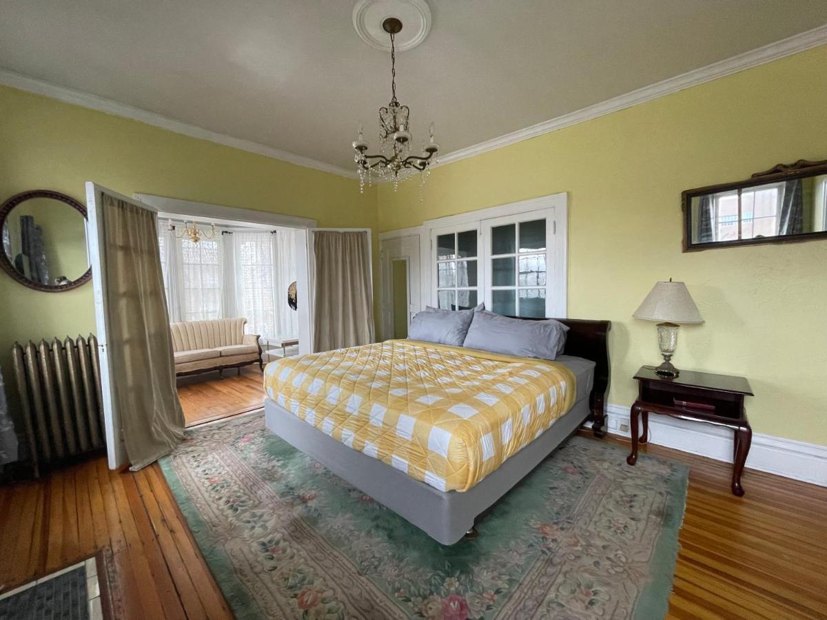 The Holiday Chalet Victorian 덴버 외부 사진