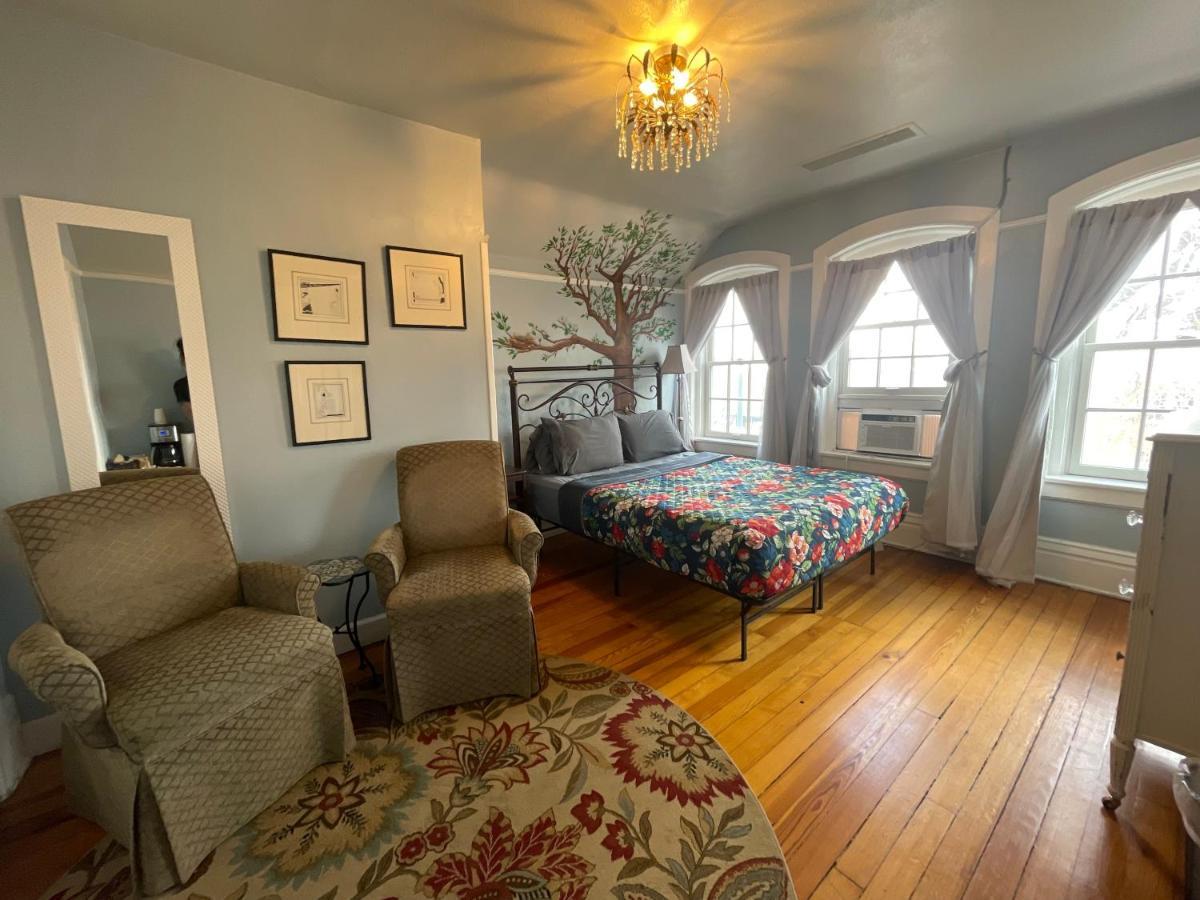 The Holiday Chalet Victorian 덴버 외부 사진